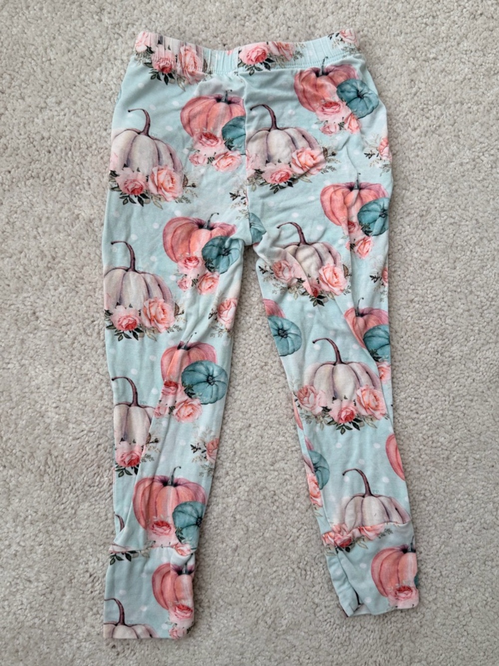 Posh Peanut Jackie Print Long Sleeve Pajama Set - Picture 13 of 15